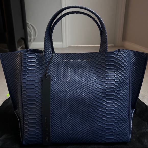 Ampersand As Apostrophe Half Tote Navy Night Python Textured Leather NWT - Picture 8 of 10